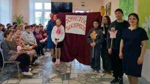 Воспитанники Воскресной школы с. Иглино посетили социальные учреждения